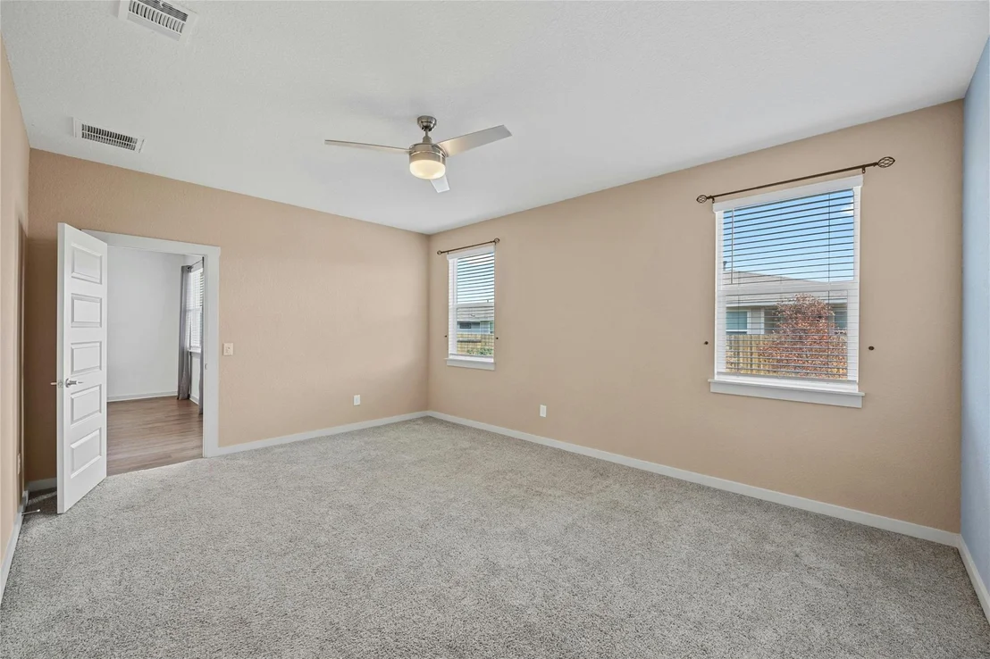 Photo of 141 Parryi CV