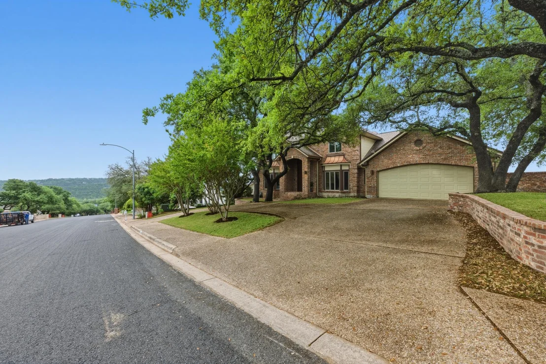 Photo of 5918 Mountain Villa DR