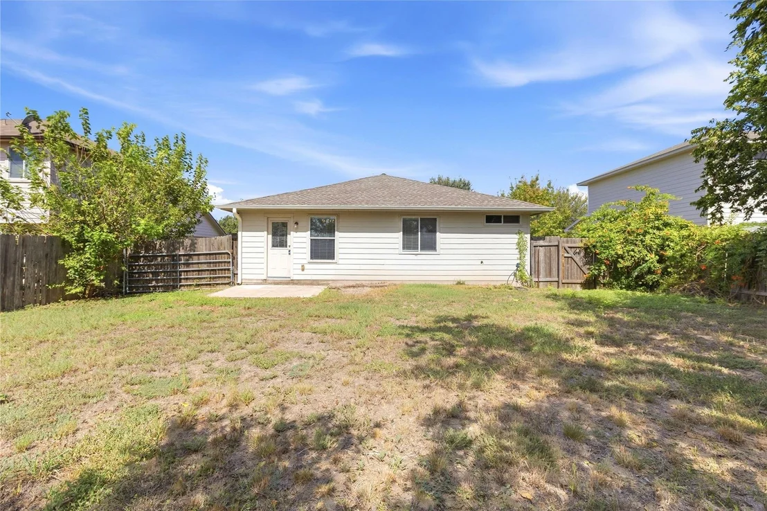 Photo of 221 Ames CV