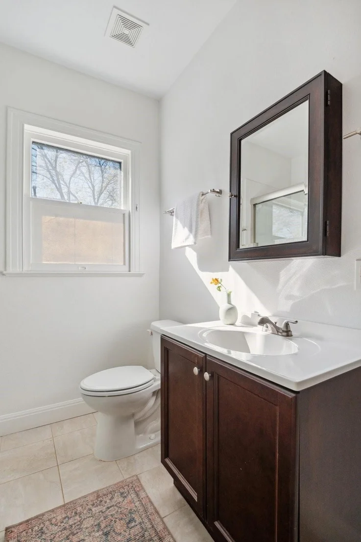 Photo of 4008 Duval ST