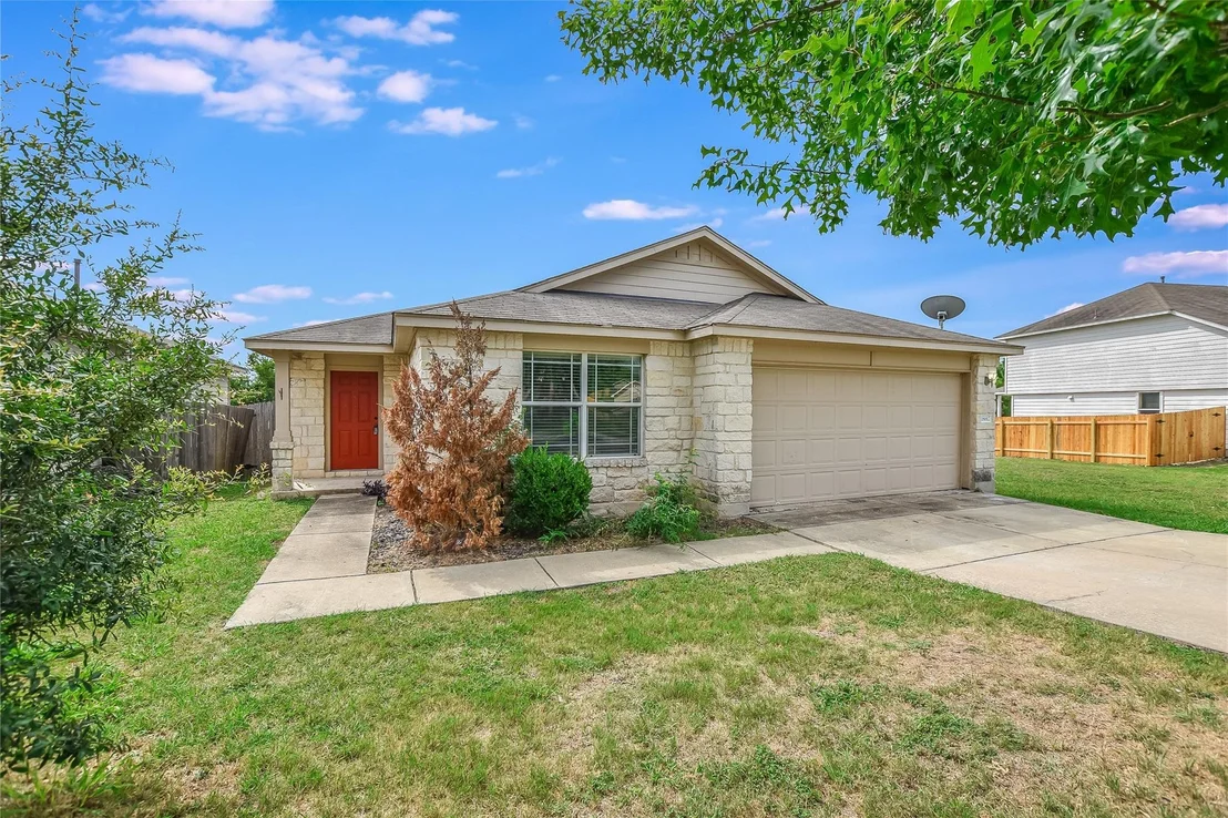 Photo of 18612 Great Falls DR