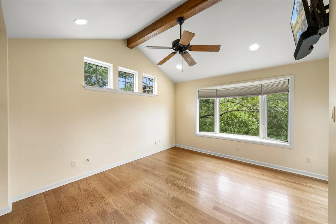 Photo of 2300 Toro Canyon RD