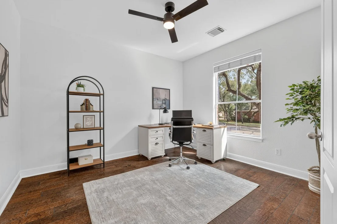 Photo of 7504 Moon Rock RD