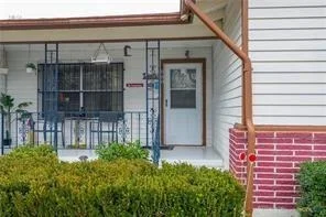Photo of 502 Cardinal Ave