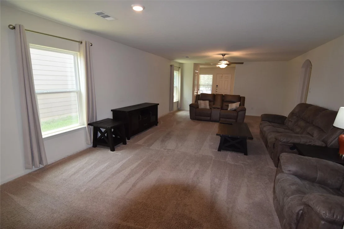 Photo of 1375 Amy DR