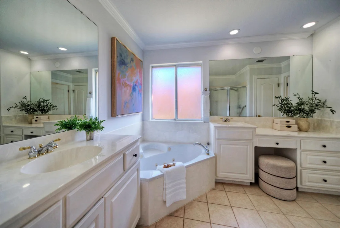 Photo of 10833 Olympia Fields LOOP