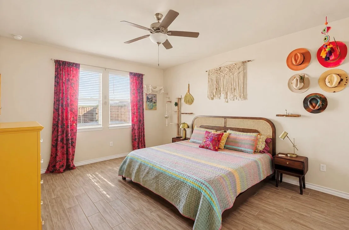 Photo of 862 Pepperbark LOOP