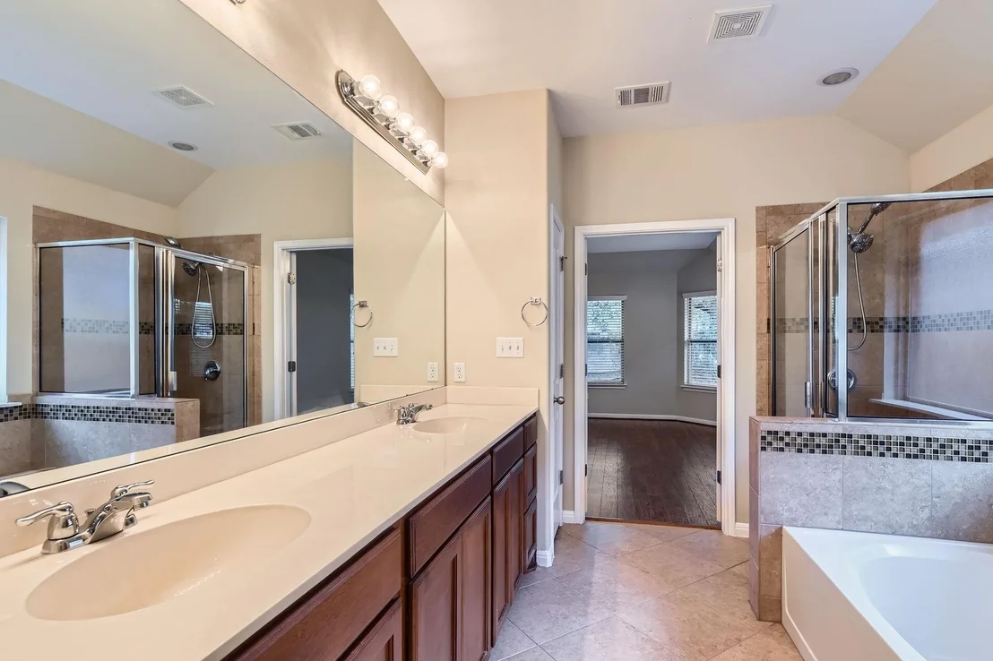Photo of 9728 Alex LN