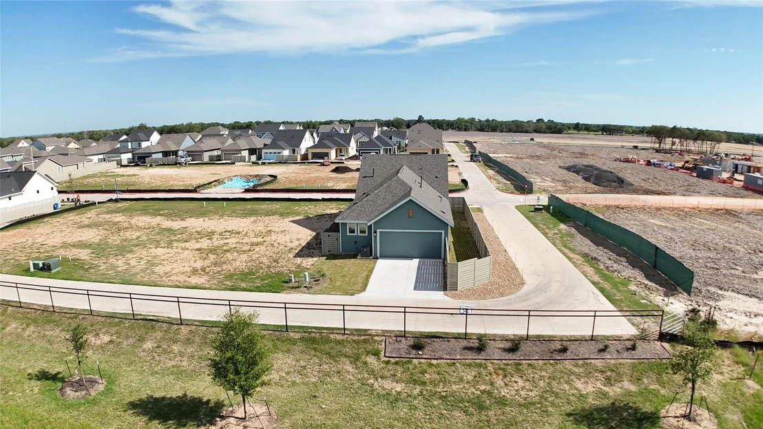 Photo of 210 Weaver LN