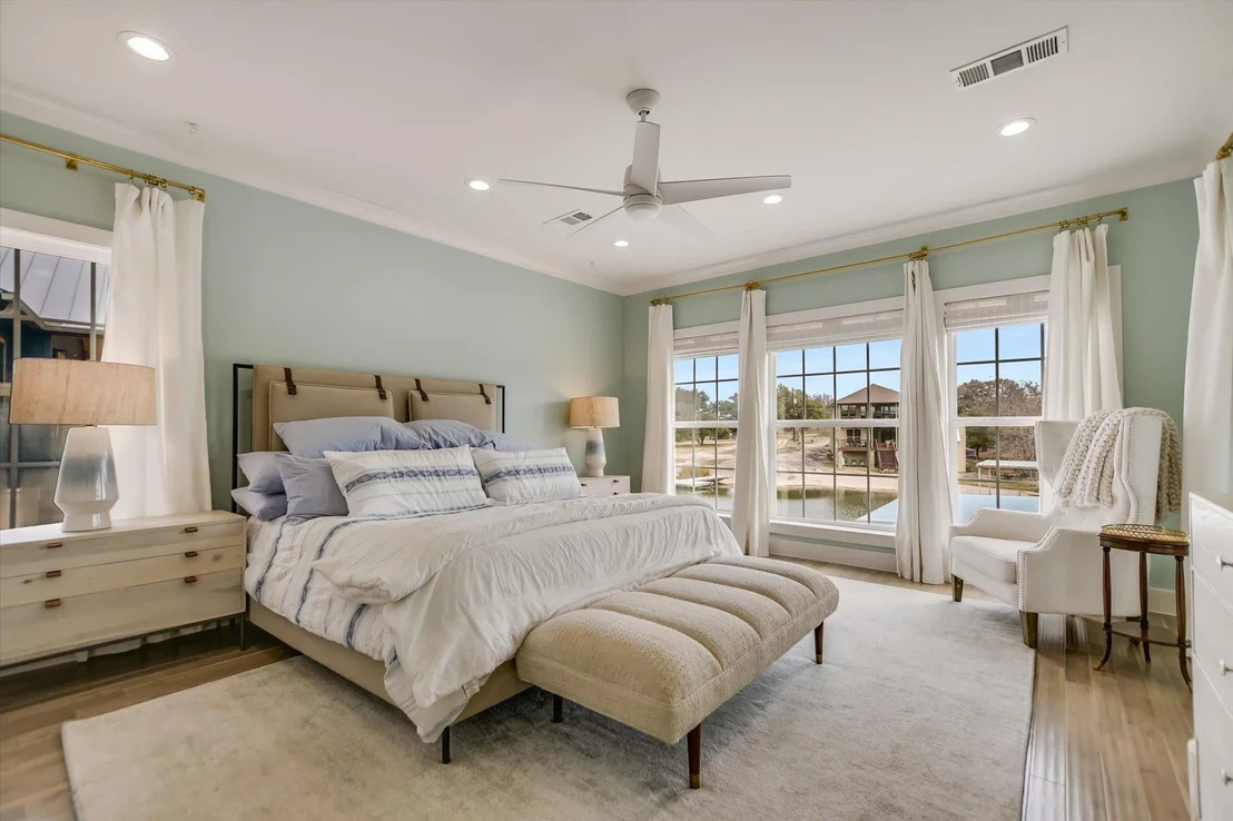 Photo of 513 Oleander DR