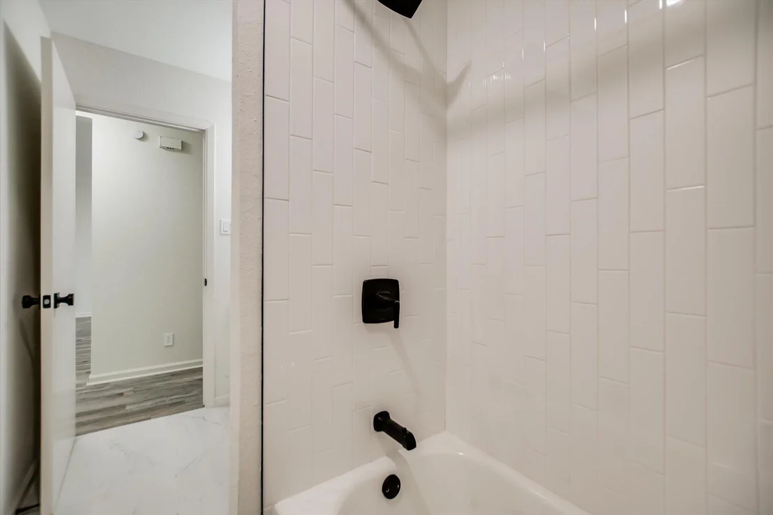 Photo of 7003 Castlekeep Way