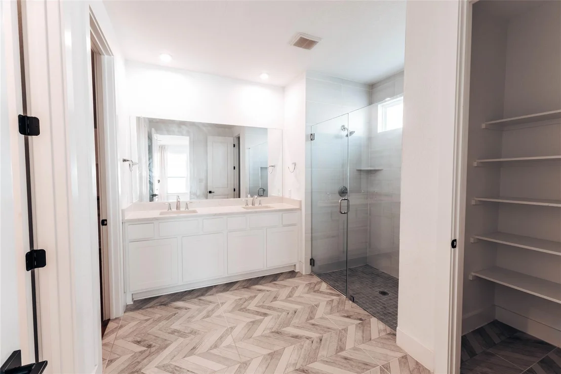 Photo of 4604 Modena Bay BND
