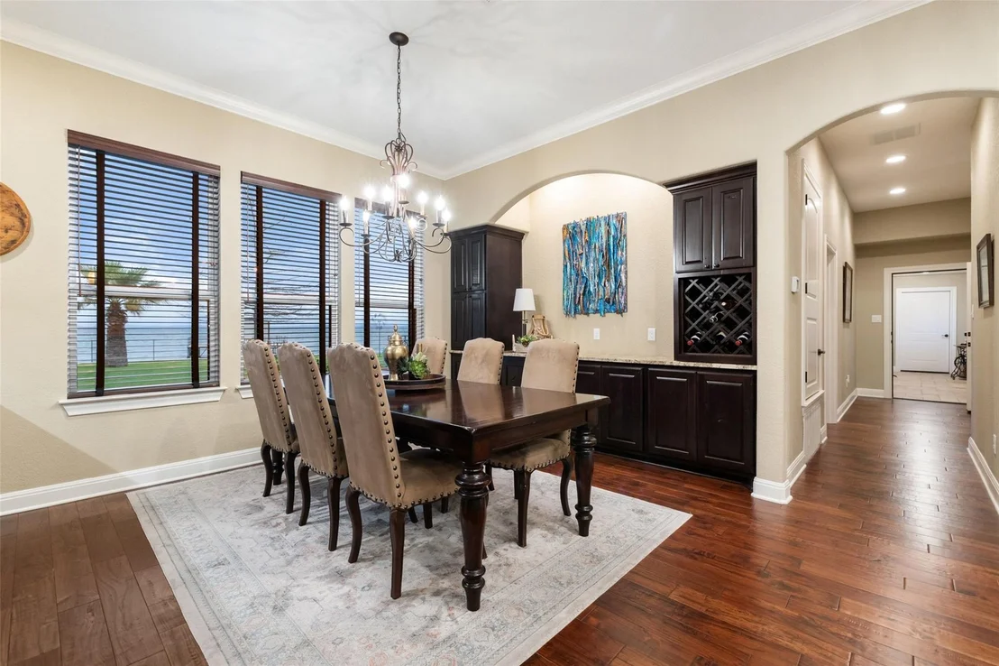 Photo of 348 Carlson CIR