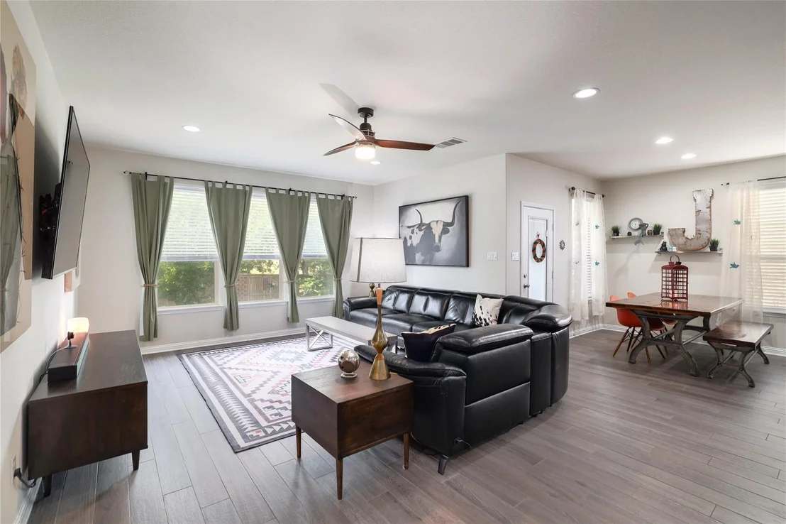 Photo of 3637 Penelope WAY