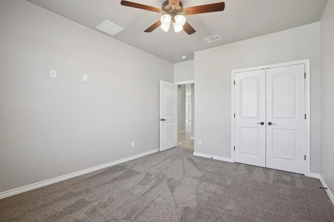 Photo of 500 Seabiscuit DR