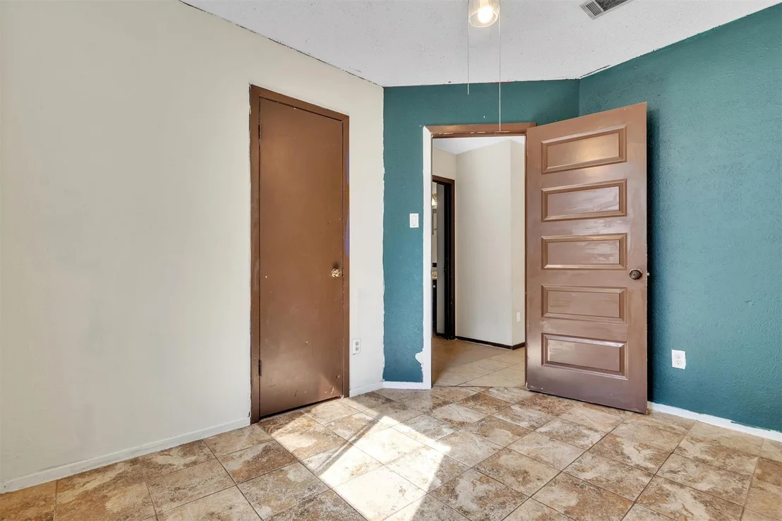 Photo of 5000 Fontenay DR