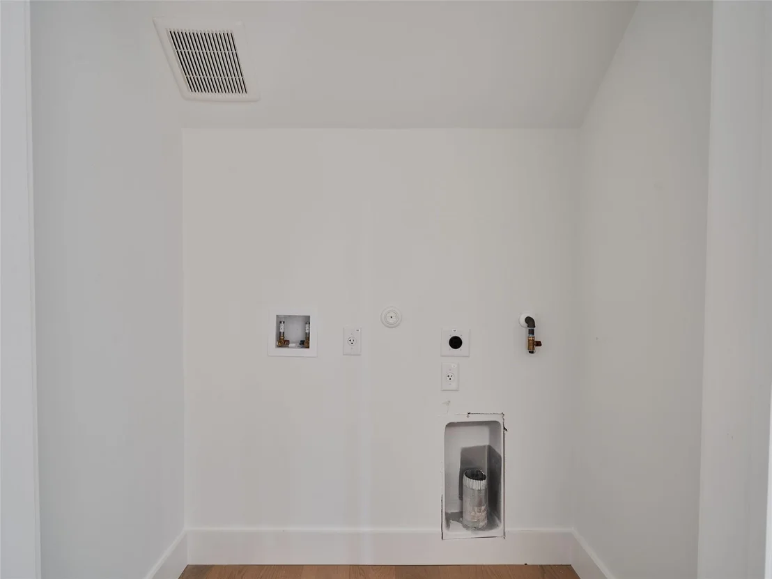 Photo of Unit A at 7516 Northcrest BLVD