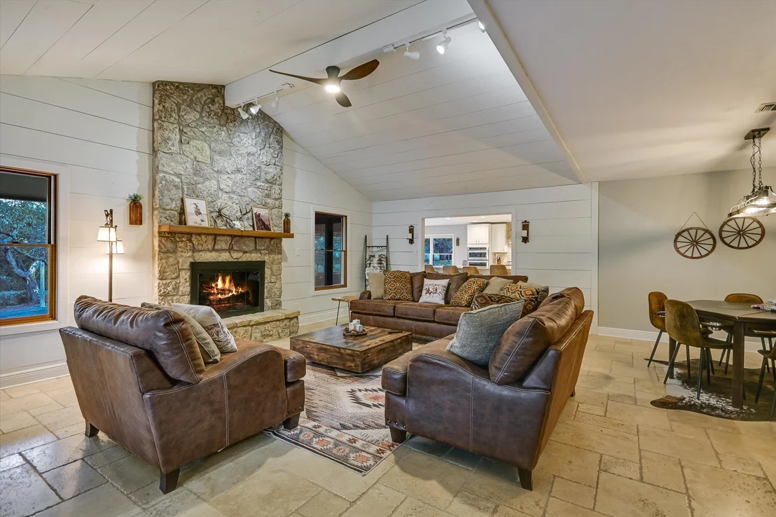 Photo of 878 Ranch Road 2766
