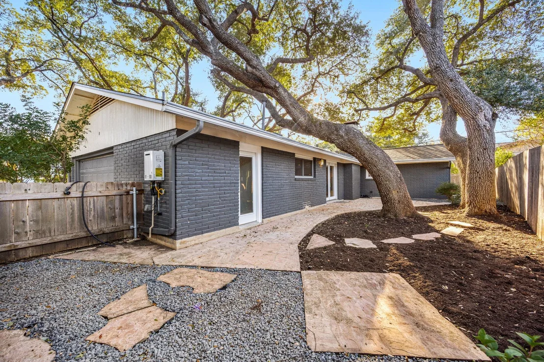Photo of 3006 Carlisle DR