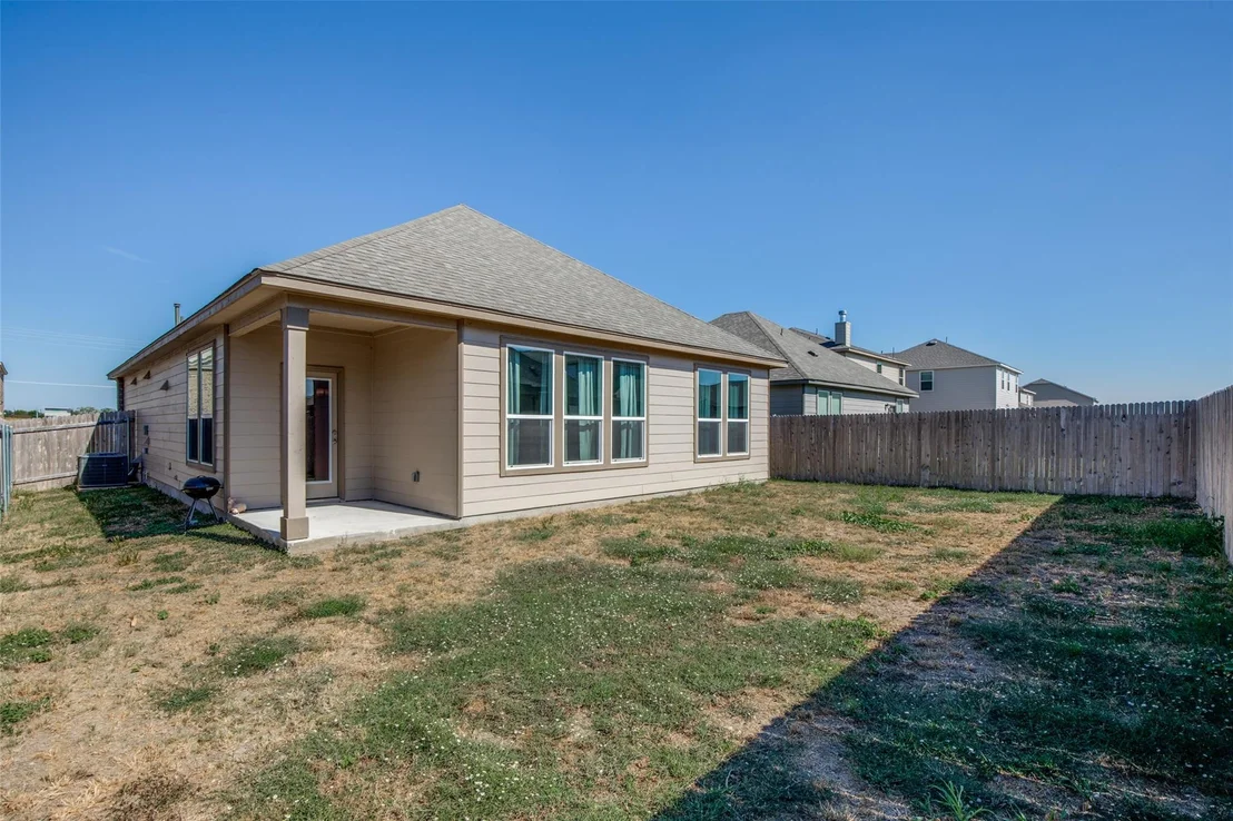 Photo of 211 Pitkin DR