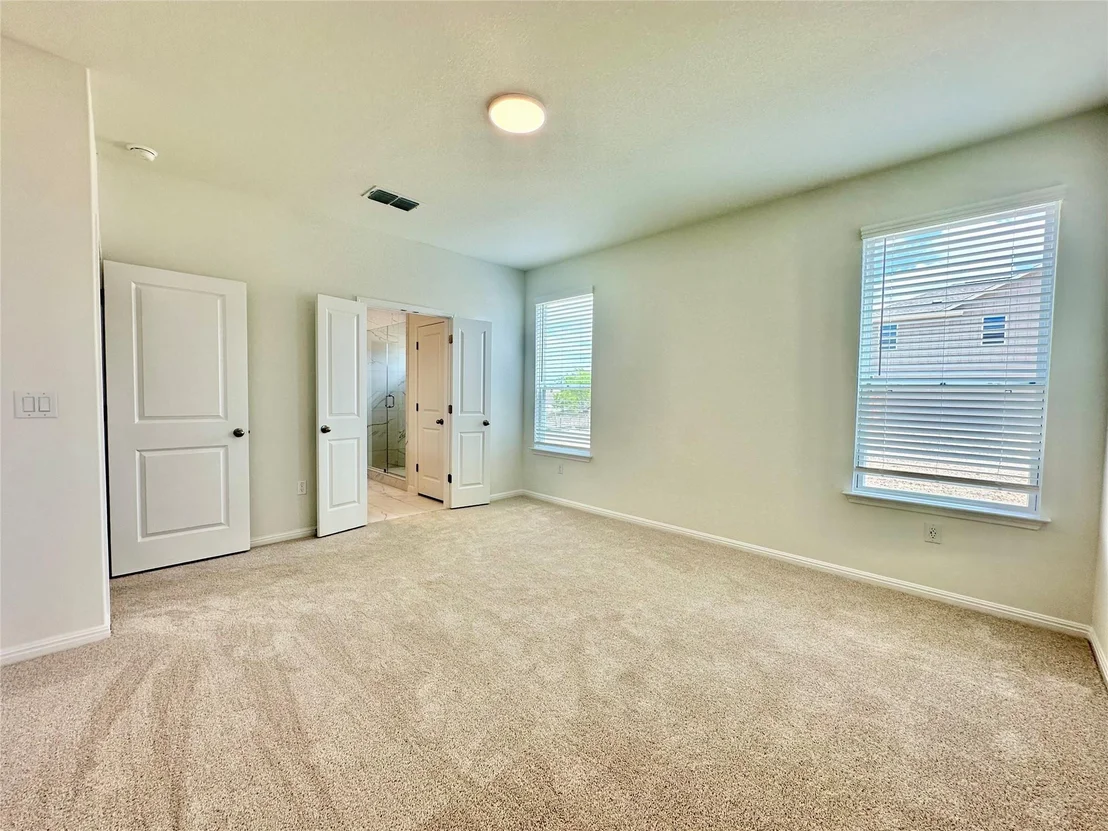 Photo of 404 Young ST