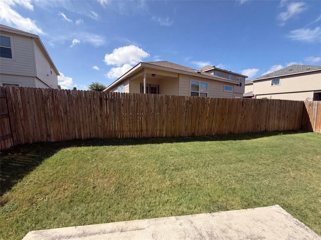 Photo of Unit 26E at 276 Circle WAY
