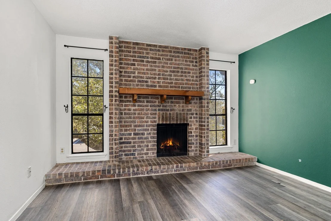 Photo of Unit 235 at 4159 Steck Ave