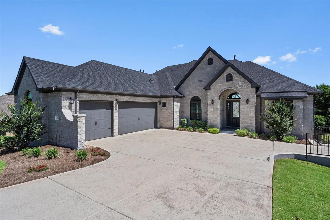 Photo of 15200 Dorothy DR
