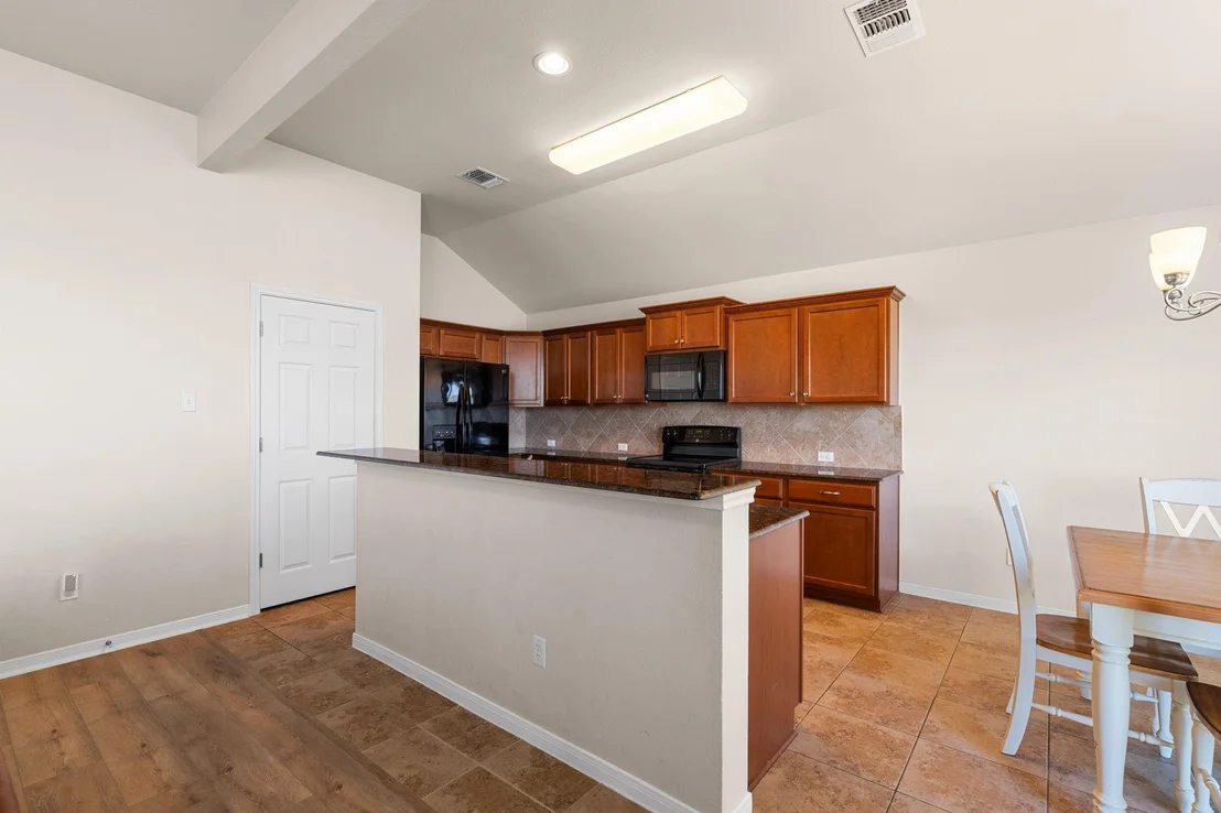 Photo of 428 Parkfield LN