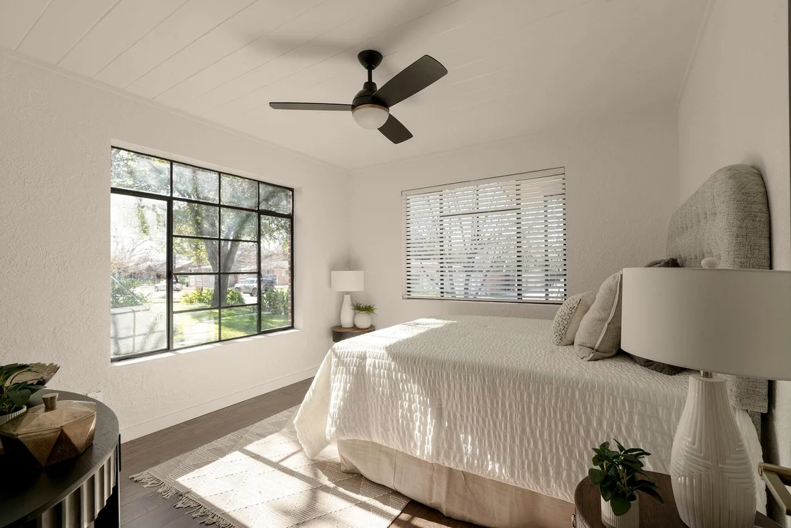 Photo of 5611 Joe Sayers Ave