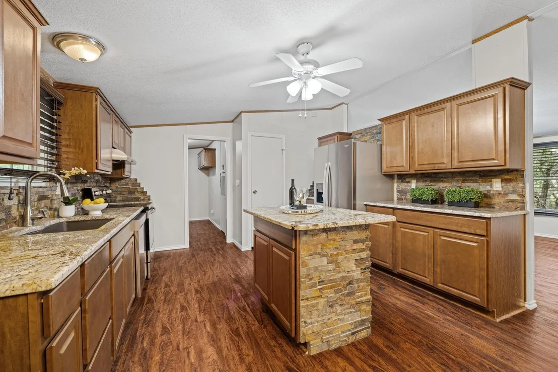 Photo of 745 County Road 270