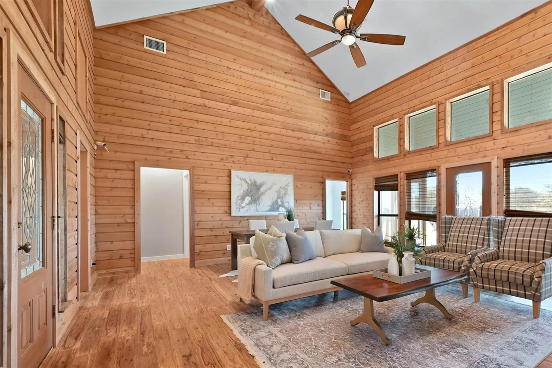 Photo of 111 Ridge Harbor DR
