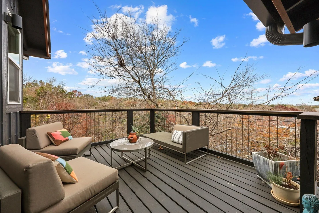 Photo of 7643 Parkview CIR
