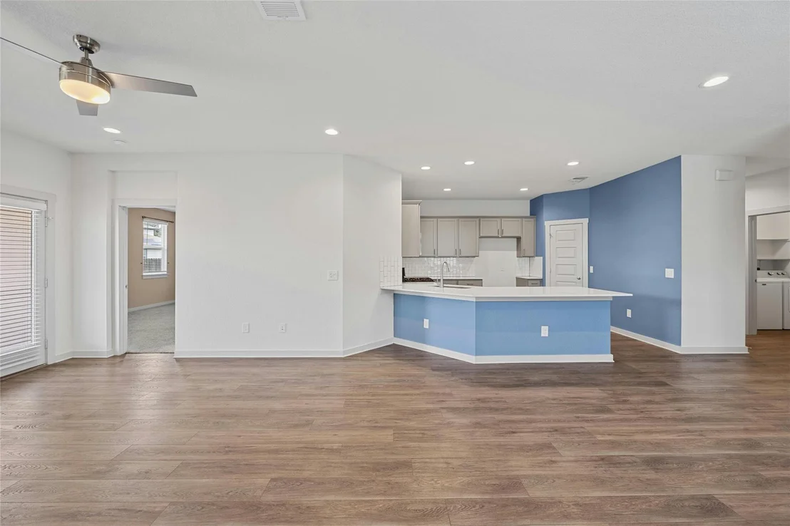 Photo of 141 Parryi CV