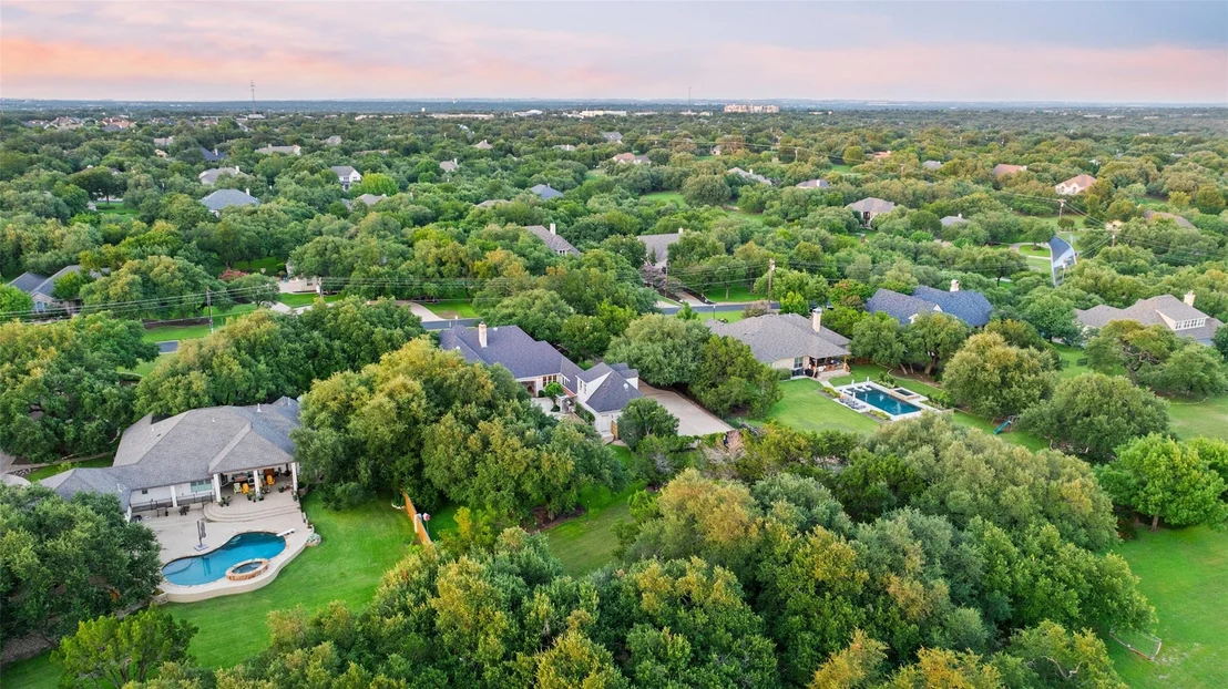 Photo of 127 Roberts CIR