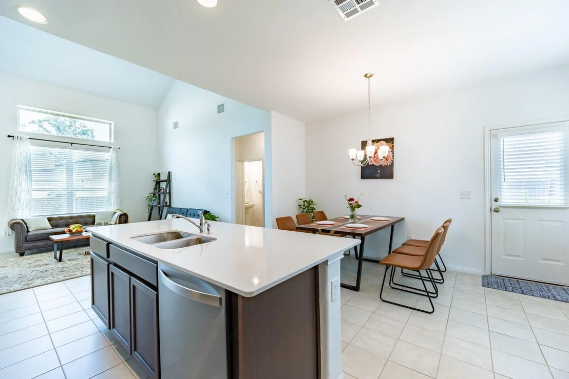 Photo of 169 Mayney LN