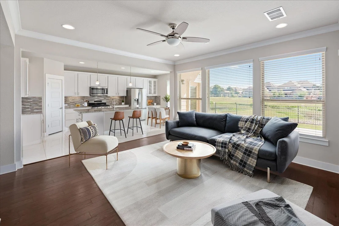 Photo of Unit 4 at 9305 McKnight LOOP