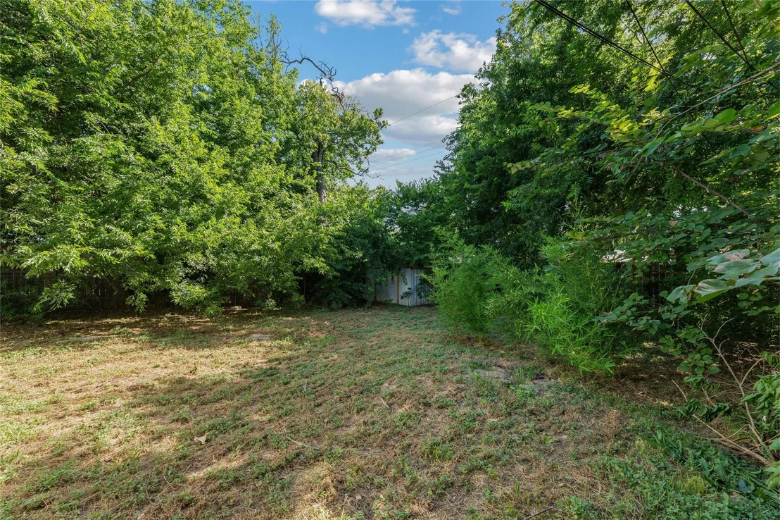 Photo of 6401 Kenilworth DR
