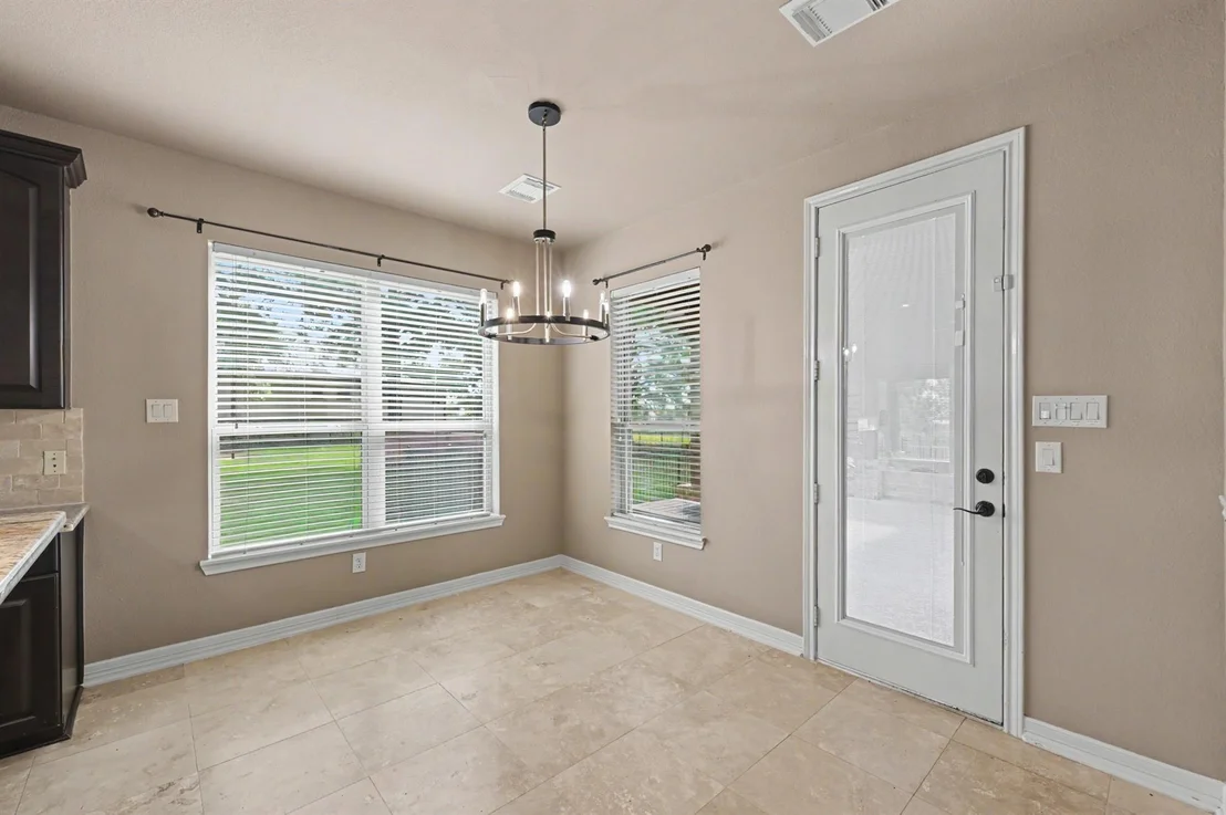 Photo of 19089 Grandview PT