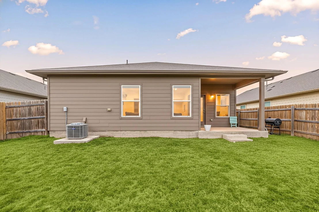 Photo of 152 Cibolo Creek DR