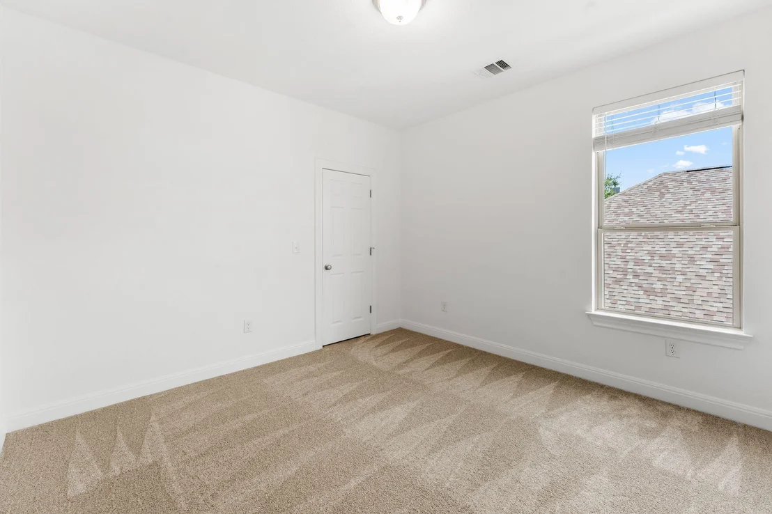 Photo of 226 Orange Mimosa LN