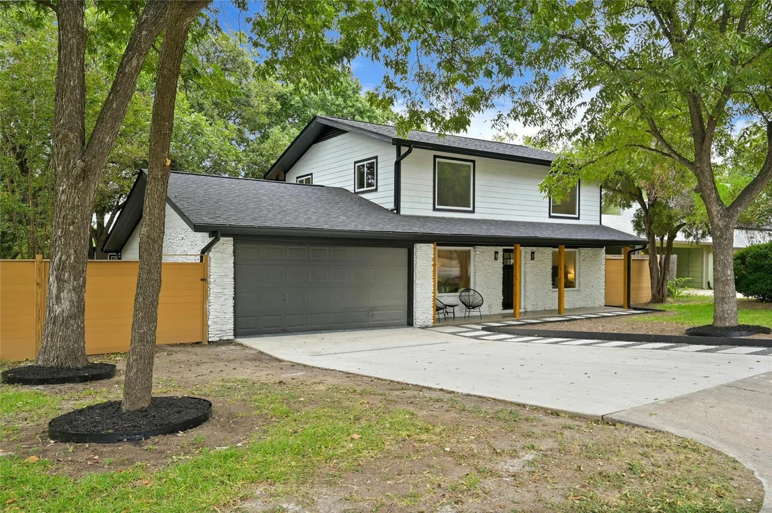 Photo of 2114 Vanderbilt LN