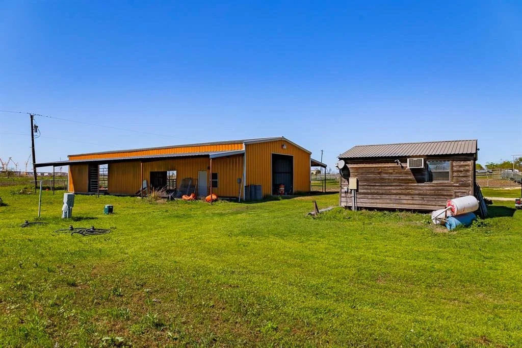 Photo of 4100 County Rd 404
