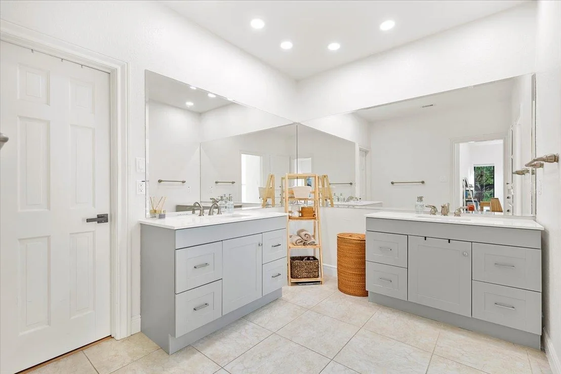 Photo of 10301 Pickfair DR
