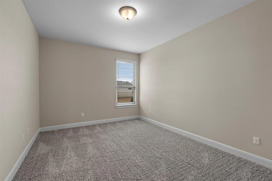 Photo of 305 Miranda WAY