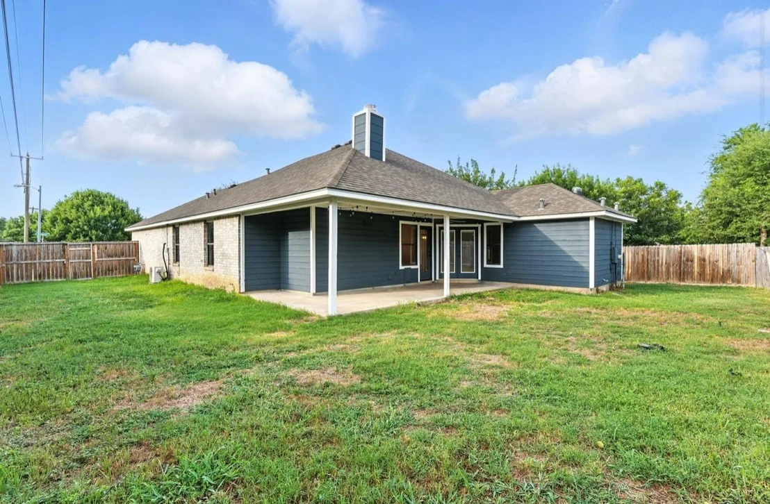 Photo of 2101 Boxwood PATH