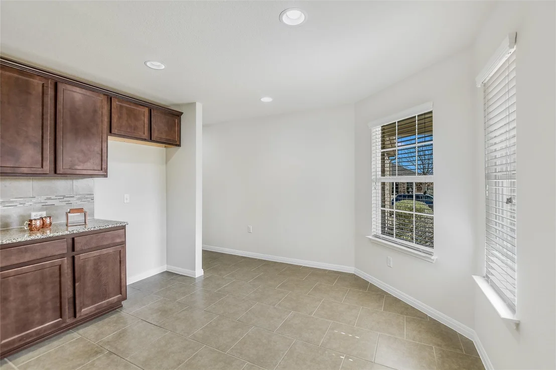Photo of 803 Hamilton LN