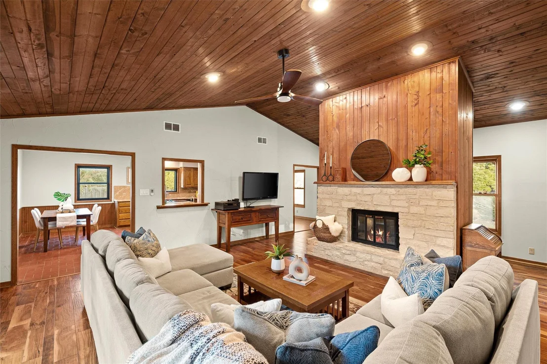 Photo of 16506 Westview TRL