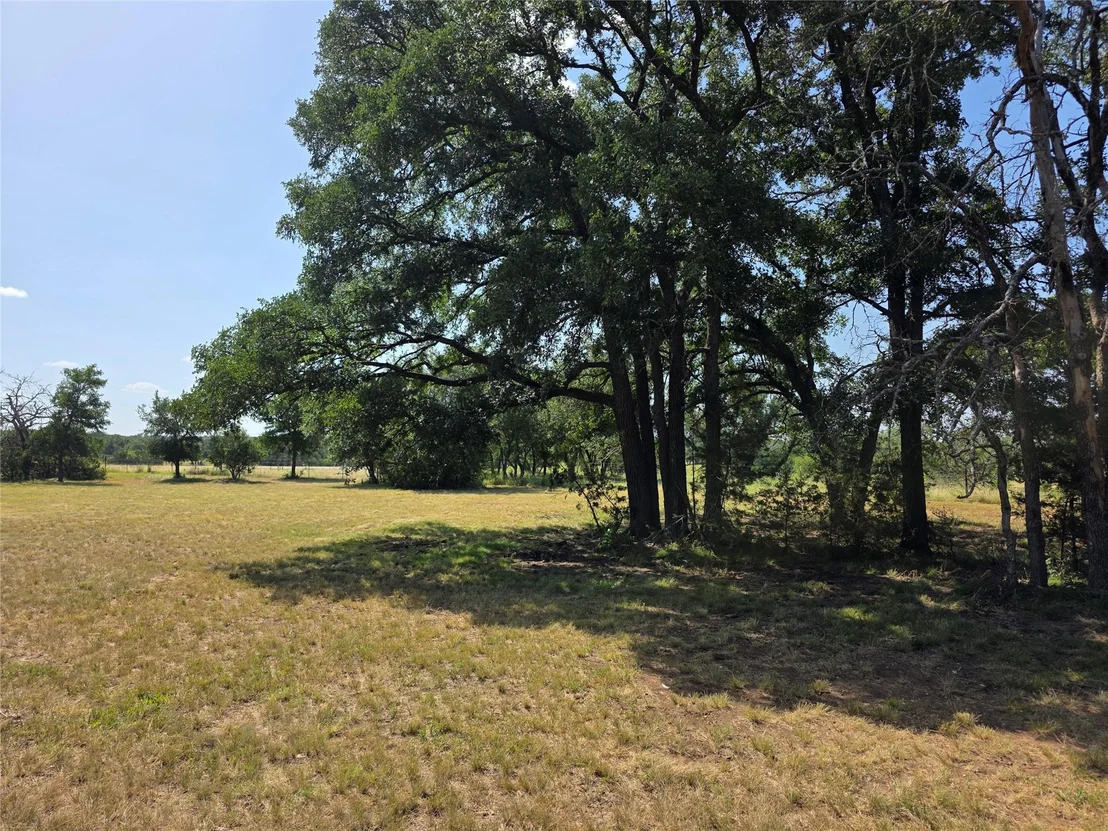 Photo of 237 Oak Glen LN