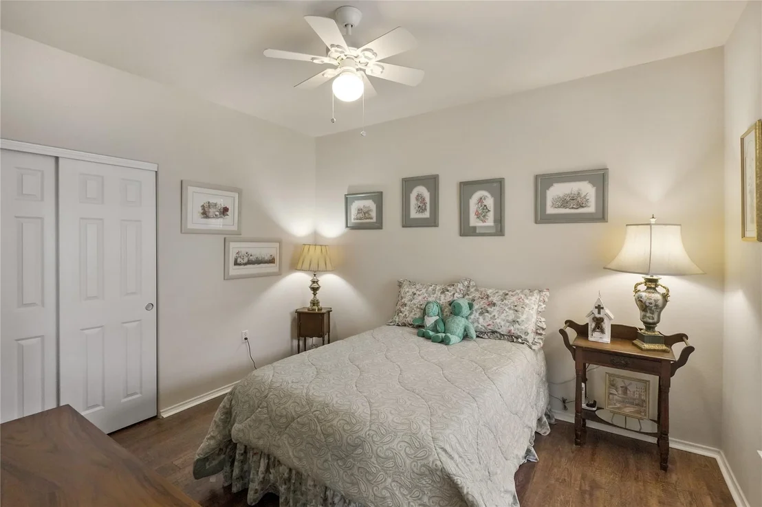 Photo of 113 Hampton CIR